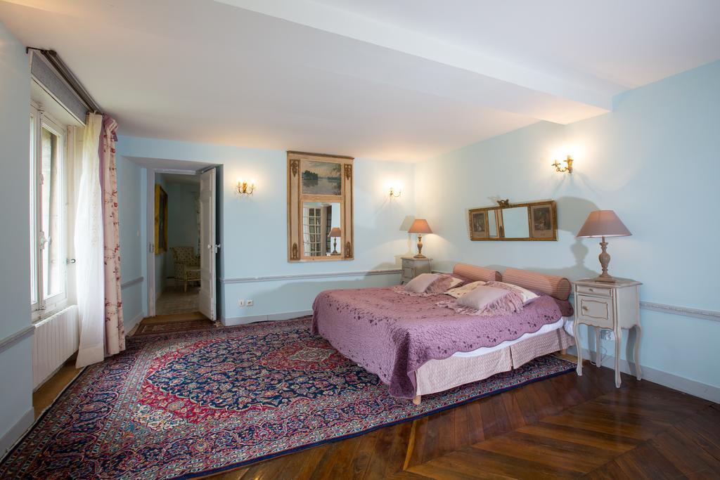 Chateau De La Madeleine Bed and Breakfast Pressagny-lʼOrgeuilleux Eksteriør billede